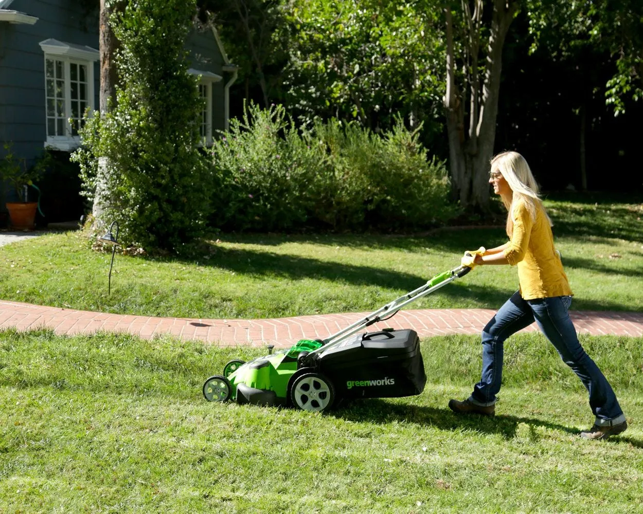 40V 20" Cordless Battery Dual Blade Push Lawn Mower w/ 4.0Ah and 2.0Ah Batteries & Charger