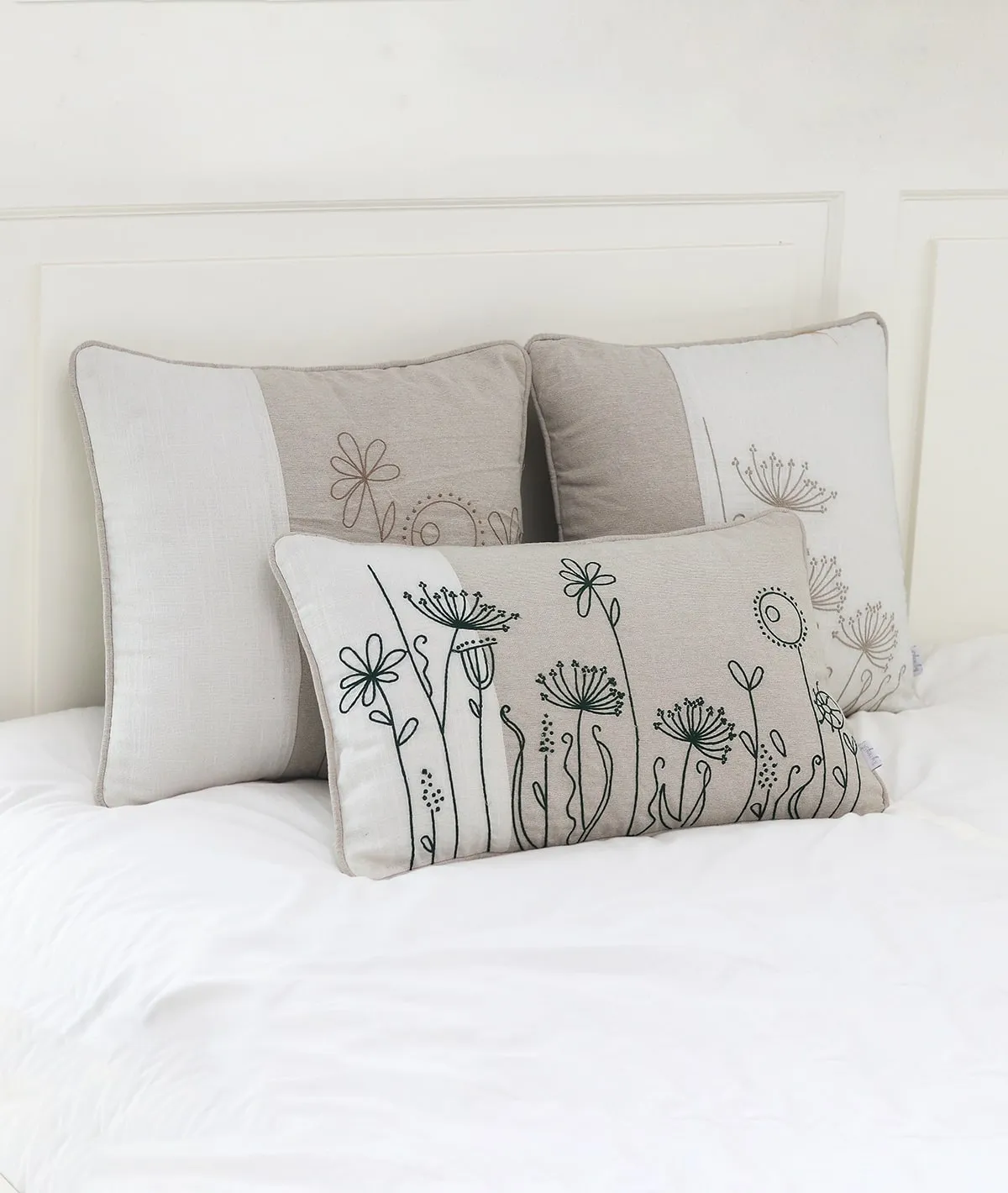 Medley- Ivory Embroidered Cotton Knitted Decorative 16 X 16 Inches Cushion Cover